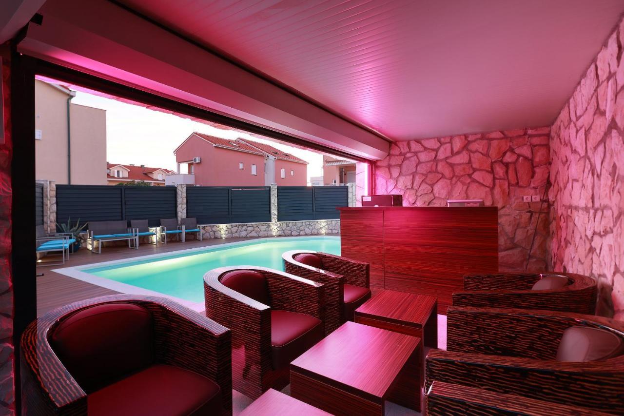 Villa Mainz โนวาลยา ภายนอก รูปภาพ